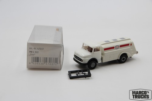 Brekina MB Mercedes L 322 Tanker truck „Esso“ No. 47037 1:87 /BRN735 - Afbeelding 1 van 1