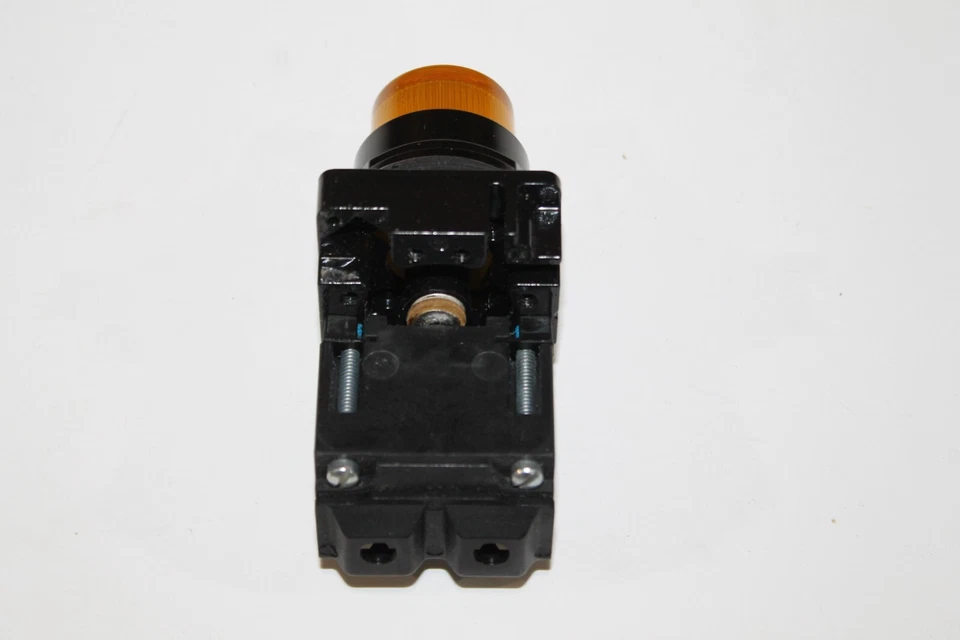 Siemens 52BL4G9, Luz Piloto, Tipo Transformador, 120V CA, Ámbar Foto 4 de 4
