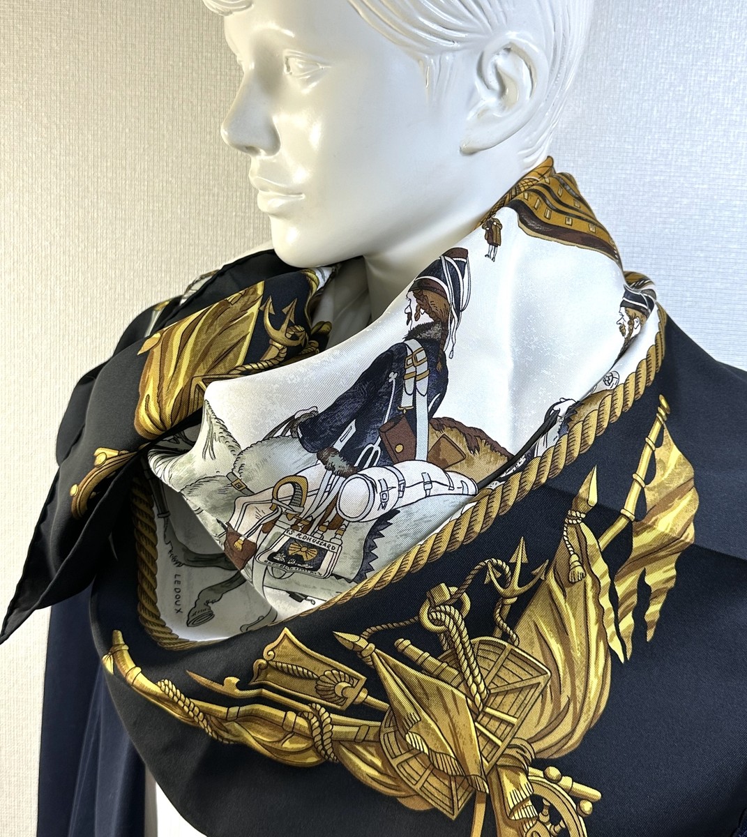 激レア　エルメス　MARINE ET CAVALERIE 絹100%スカーフ 激レア エルメス MARINE ET CAVALERIE 絹100%スカーフ