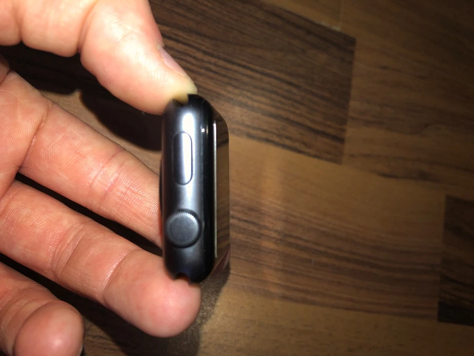 apple watch serie 3 42mm GPS Schwarz - Bild 3 von 4