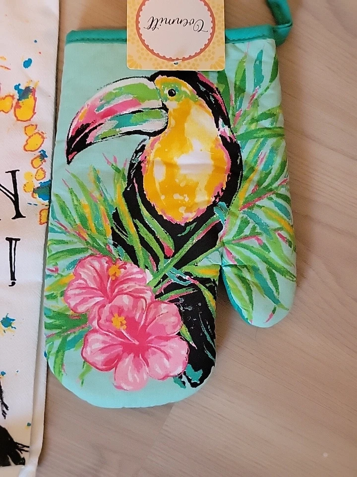 全新带标签 Mainstays TOUCAN TANGO 面粉袋毛巾 + 主流国际烤箱手套 — 第 3/4 张图片