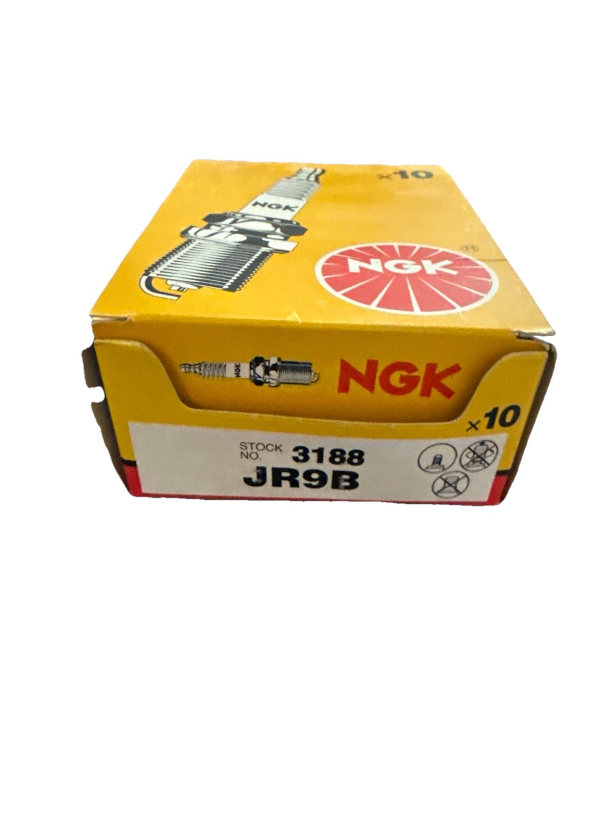 New NGK JR9B Spark Plugs Qty 8 Suzuki 1100 1200