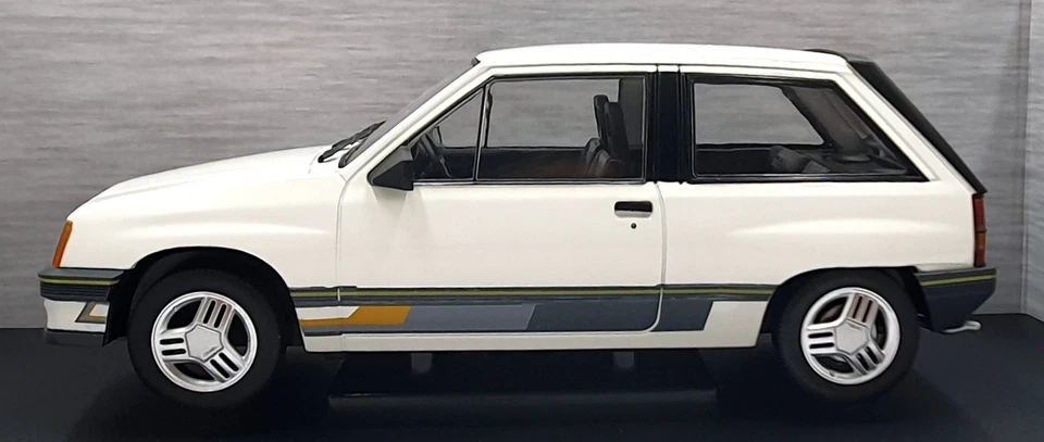Model Car Group 1/18 Scale MCG18432 - Opel Corsa A Sprint - White - Image 3 of 4
