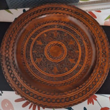 Assiette en bois sculpté à la main - Art populaire polonais