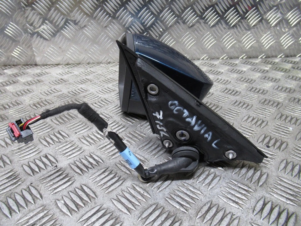 2020 SKODA OCTAVIA SE NX5 1.5 TSI MK4 5DRS HATCH FRONT LEFT WING MIRROR REF7192 - Image 4 of 4