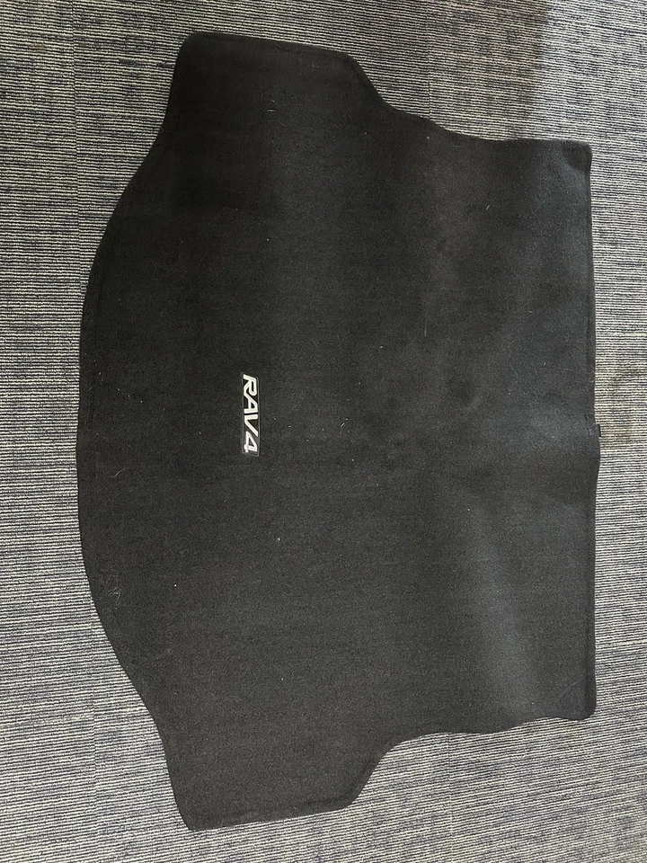 Tapetes de carpete com tapete de carga Toyota Rav 4 fabricante de equipamento original 2013-2018 - Imagem 2 de 4