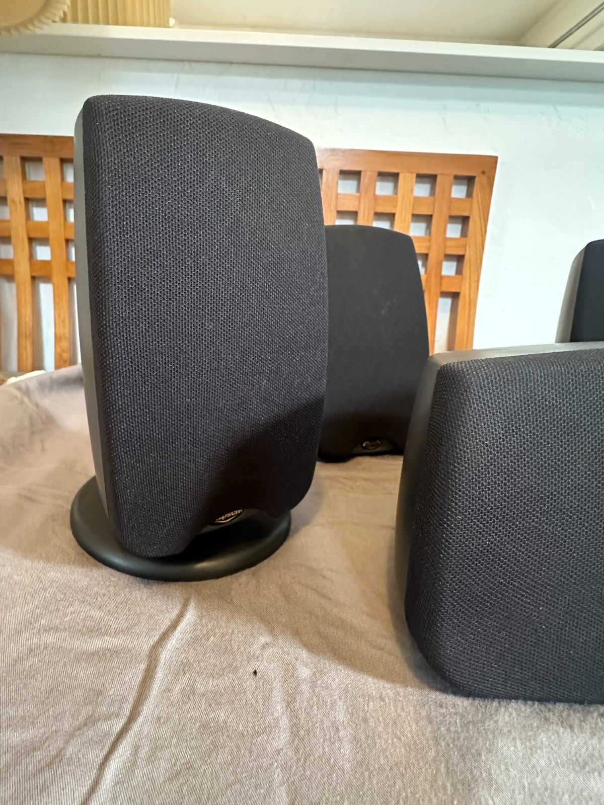 Klipsch Quintet III LOT OF 5 Speaker Home Theater Charcoal Center