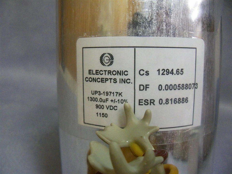 Condensador Electronic Concepts UP3-19717K 1300,0 +/- 10% 900 VDC Foto 2 de 4