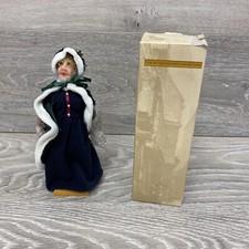 Jacqueline Kent Collection Aunt Roline 345351 Mini Caroler Doll