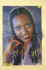 Amii Stewart Autogramm signed 28x41 cm Poster gefaltet