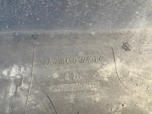 Mercedes W218 Cls550 Cls400 Droit Côté Inférieur Côté Jupe Assemblage OEM - Photo 9 sur 9