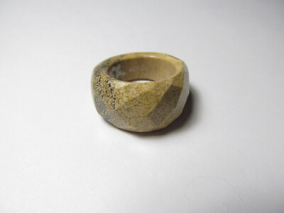 Dynamic Solid Genuine Jasper FACETED   Ring Size 8.75     JASR11E