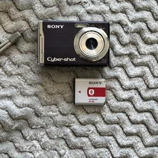 SONY CyberShot DSC-W80 Digital Camera Midnight Blue 7.2 MP Untested