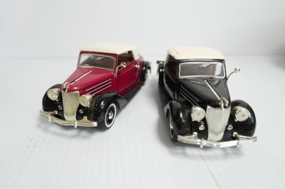 2 Vintage ARKO 1936 Ford Convertible Diecast Cars   Black & Red   1:32 Pair