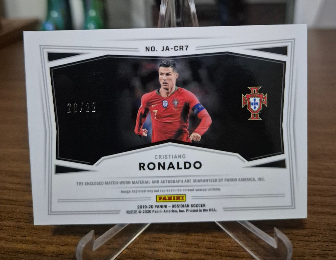 2019-20 Obsidian Cristiano Ronaldo Auto Red /22 Match Worn Patch view 2