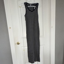 West Loop Women’s L Navy Gray Striped Knit Sleeveless Stretch Round Neck Maxi
