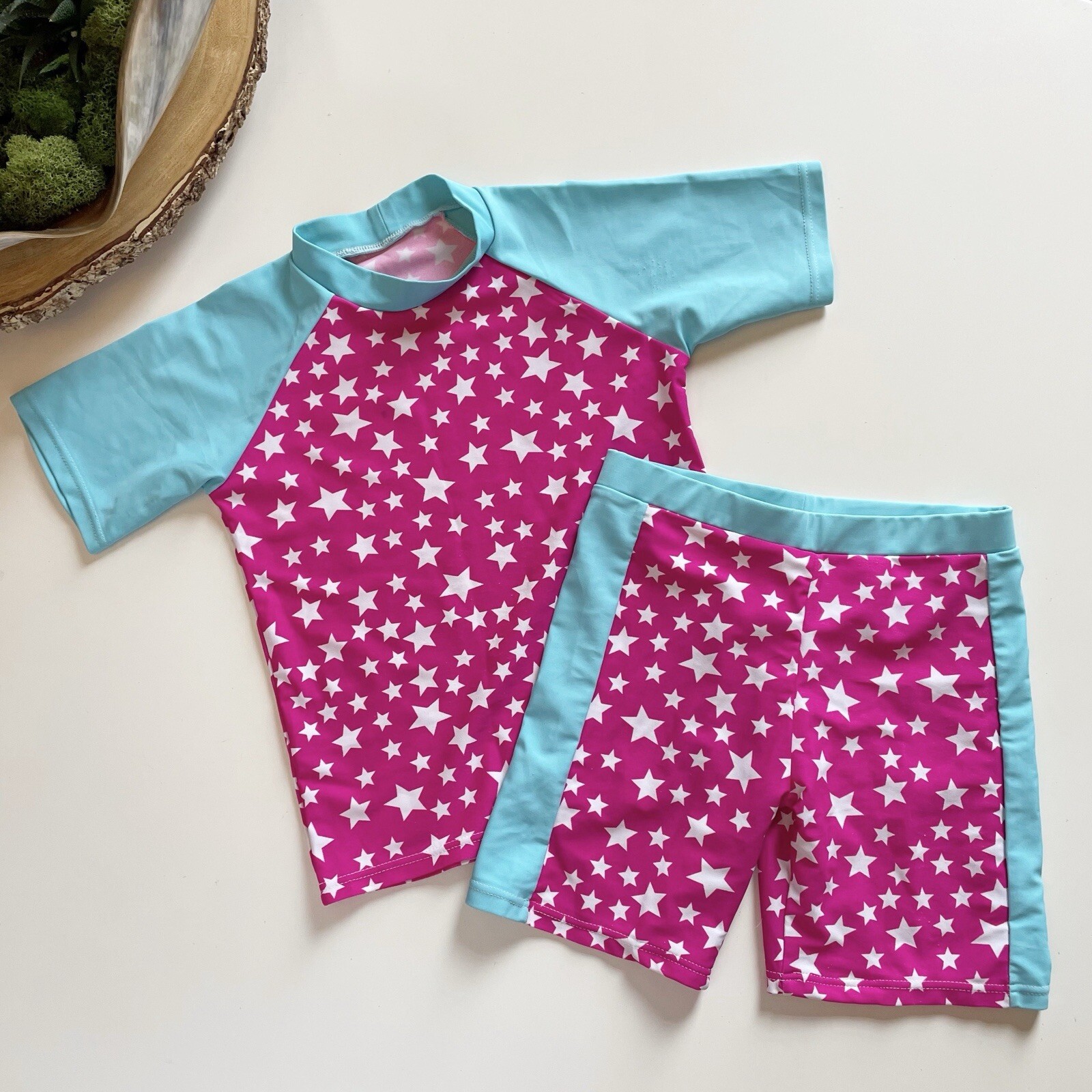 • Pink Star / Teal Rashguard Short Swim Set • Size 6