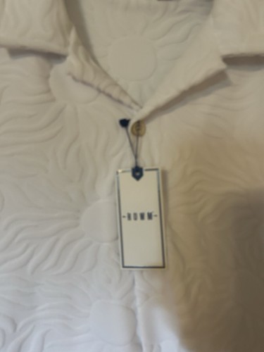 NWT ROWM Textured Sun Pattern Polo Shirt White Size M - Picture 2 of 4