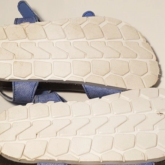 Gap Toddler Girl Chambray Buckle Sandals - Image 4 of 4