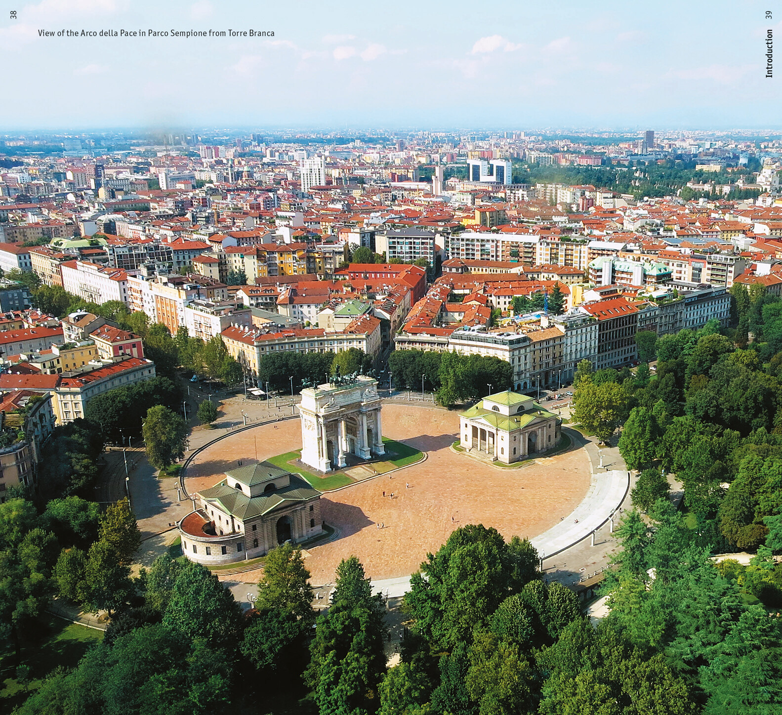 Thumbnail - Milan. Architectural Guide Carlo Berizzi