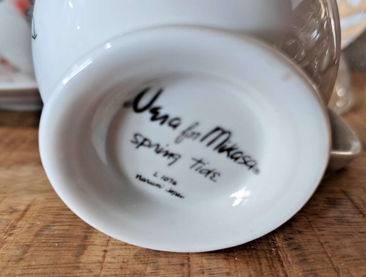 Vera For Mikasa Spring Tide Cups & Saucers