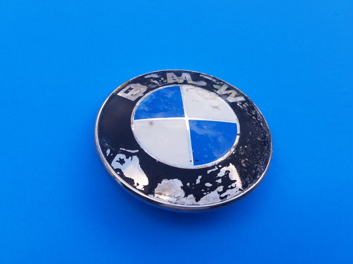 1996-2002 BMW Z3 ROADSTER FRONT HOOD EMBLEM BADGE SYMBOL LOGO USED