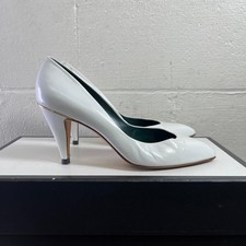 Vintage Gucci Heels Pump Elegant White Leather Gold GG Logo Women's 38 B/8 US