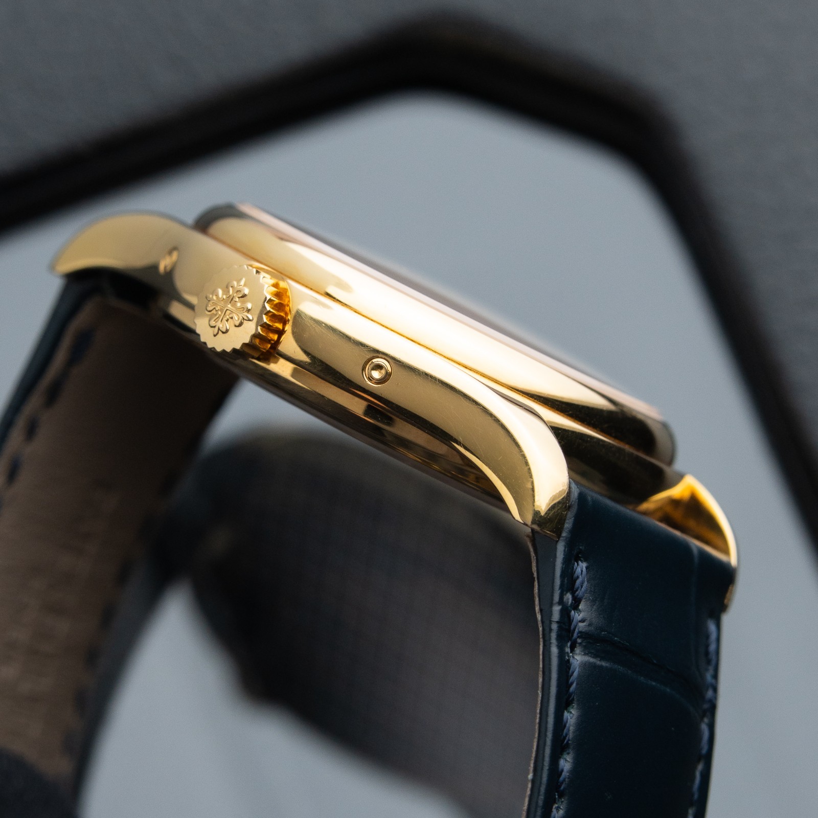 Patek Philippe Annual Calendar 5146J Moon Phase Yellow Gold Ivory Dial 39 Watch