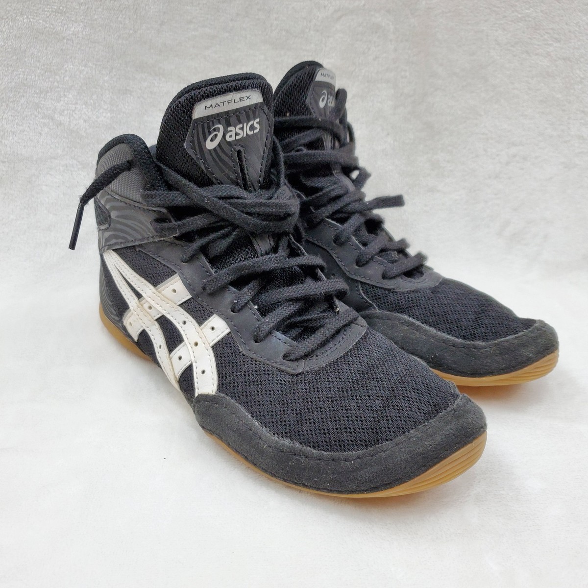 Asics Shoes Youth Boys Size 4Y Black & White MatFlex  display picture 3
