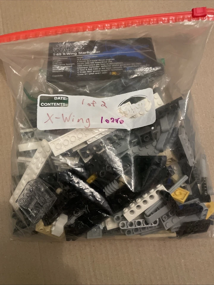 LEGO Star Wars: Red Five X-Wing Starfighter (10240) - Image 4 of 4