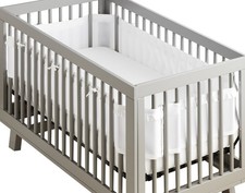 BreathableBaby Breathable Mesh Liner for Full-Size Cribs, Deluxe 4mm Mesh, Wh...