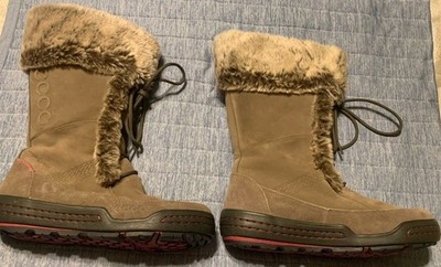 Women s ECCO HYDROMAXX fur Lined Boots Size 9