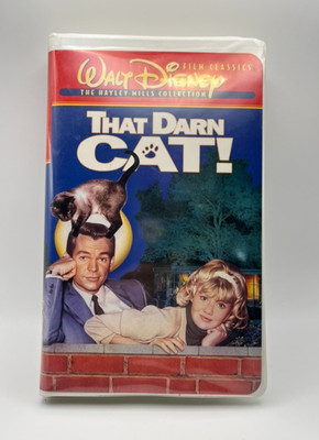 That Darn Cat! VHS 1965 Comedy Walt Disney Classics Hayley Mills Clamshell Case