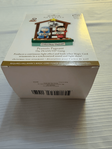 Hallmark Keepsake 2012 Christmas Ornament Peanuts Gang Pageant Lights Sound - Picture 3 of 6