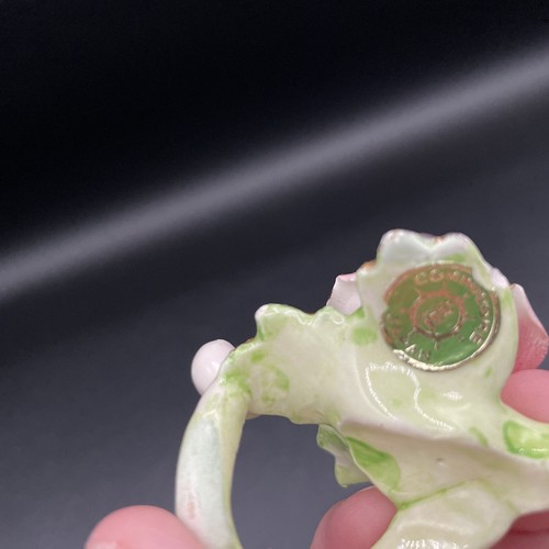 Vintage Commodore Porcelain Dusty Pink Rose and Green Leaves - Made IN JAPAN - Picture 7 of 9