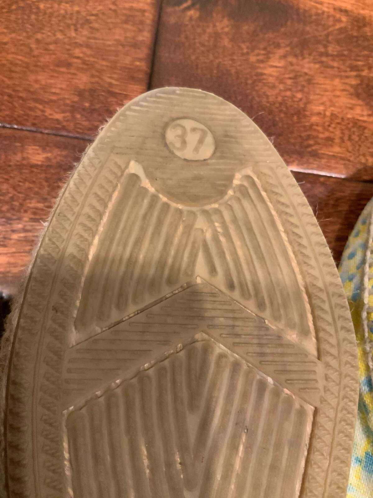 Stubbs & Wooton Yellow & Blue Floral Espadrilles Flats, Size 7 (US) 37 (EU)