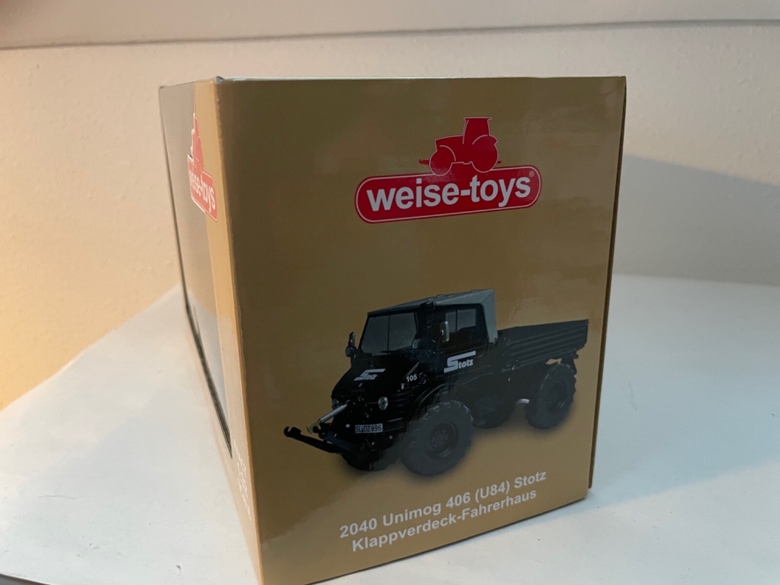 Weise Toys Unimog U406 Nummer 2040, Masstab 132, Sondermodell Stotz, NEU