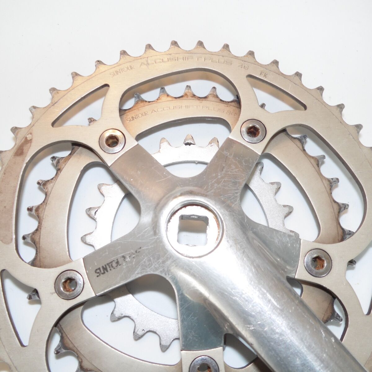 Vintage Suntour XC Pro Crank Set 175 mm Triple 46/36/24 Vintage Suntour XC Pro Crank Set 175 mm Triple 46/36/24