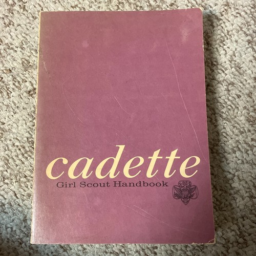 Cadette Girl Scout Manual Handbook Vintage 1963 Soft Cover Paperback