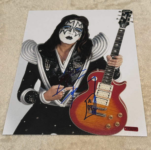 KISS Ace Frehley Hand Signed Autographed 8x10 Color Photograph