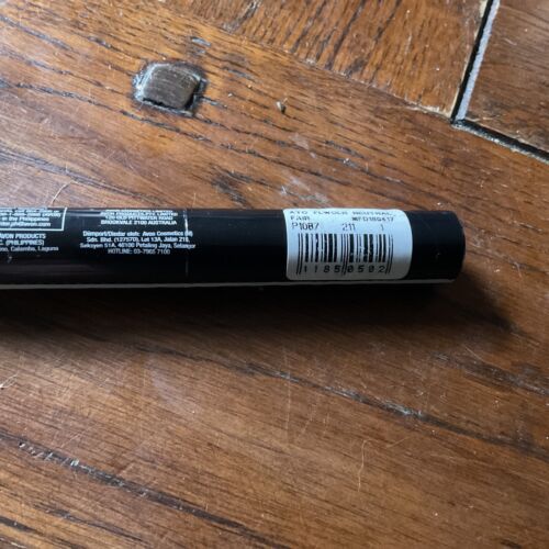AVON TRUE COLOR FLAWLESS CONCEALER STICK - FAIR - Picture 1 of 2