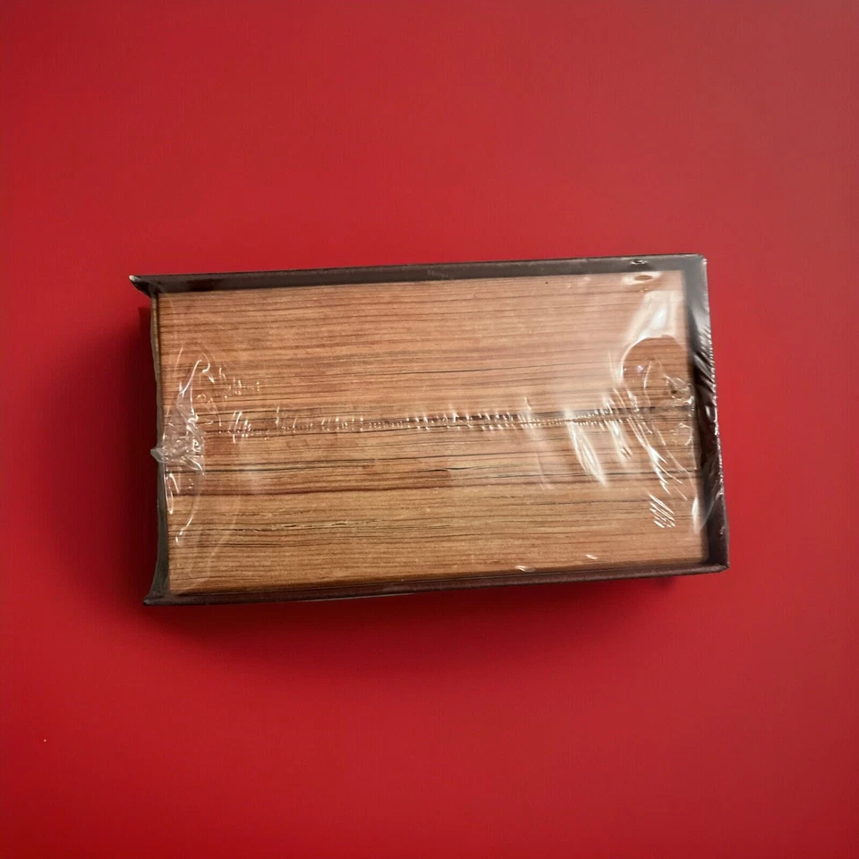 New Tinker, Tailor, Soldier, Spy: Deluxe Edition (Blu-Ray, DVD and Soundtrack) - Image 4 of 4