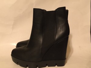 bamboo black boots