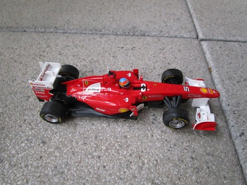 Carrera Digital 132 Formel 1 + Safety Car Set, 30465, 30628, 30626, 3 Fahrzeuge - Bild 4 von 19