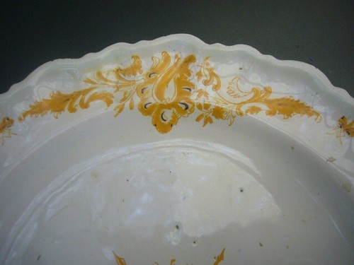 ASSIETTE EN FAIENCE DE MARSEILLE DU XVIIIème ATELIER FAUCHIER DECOR AUX DRAPEAUX - Picture 3 of 9