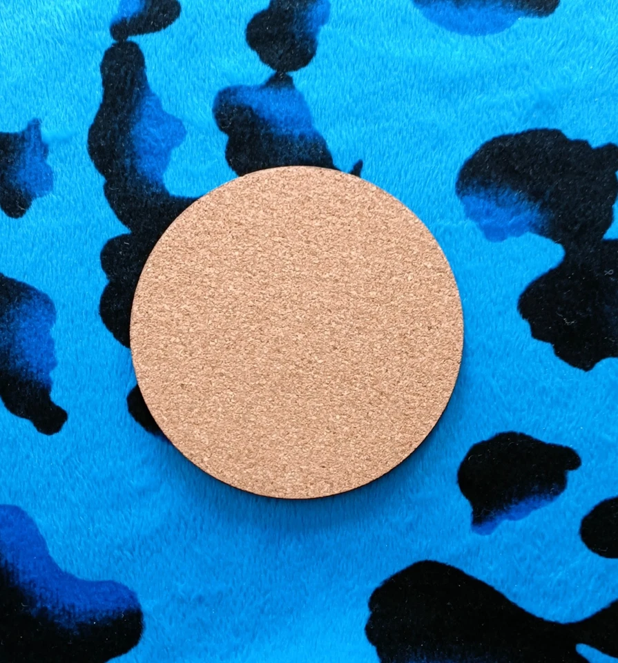 RED HOT CHILI PEPPERS - ASTERISK -  PAIR OF PRINTED ROUND COASTERS - Image 2 of 2