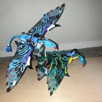 LEGO Avatar Jake & Neytiri's First Banshee Flight 75572 almost Complete Set