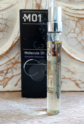 Esentric Molecules M01 Molecule 01 Eau de Toilette 8,5ml Travelflacon Neu&OVP