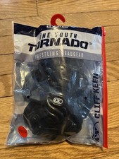 New Cliff Keen F5 Tornado Wrestling Headgear Youth Black Face Protection