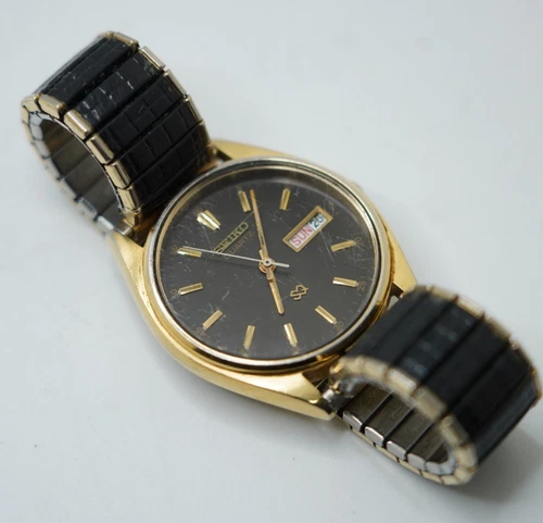 Vintage Seiko SQ Quartz Date Day Gold/Black Mens Watch 5Y23-8A19 - Needs Battery